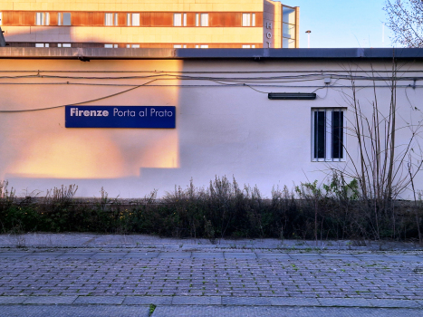 Firenze Porta al Prato Station