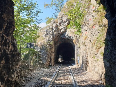 Grotta 1.2.3.3b Tunnel southern portal