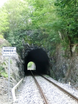 Tunnel de Sonico 1