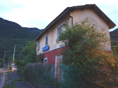 Bahnhof Forno d'Allione