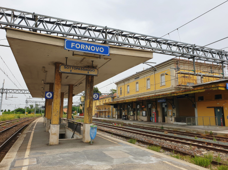 Bahnhof Fornovo