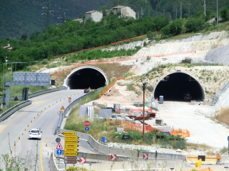 Gattuccio Tunnel (south-north) southern portals