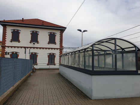 Gazzada Schianno-Morazzone Station