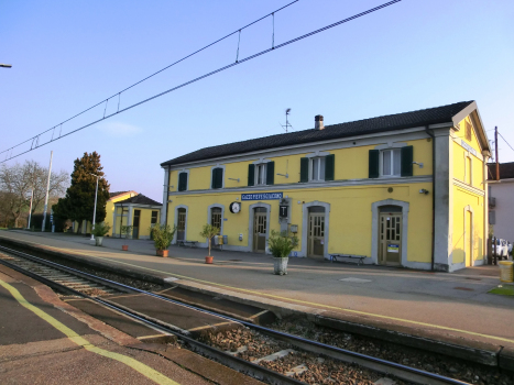 Gazzo-Pieve San Giacomo Station