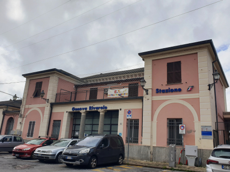 Genova Rivarolo Station