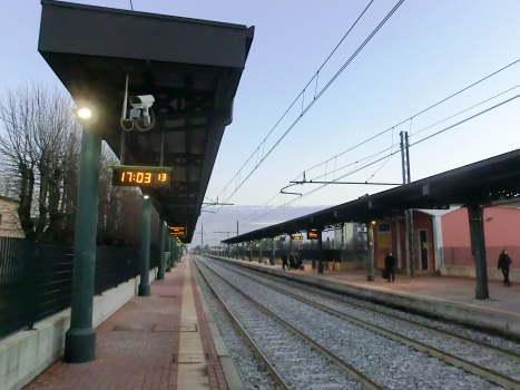 Gerenzano-Turate Station