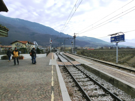 Grumo-San Michele Station