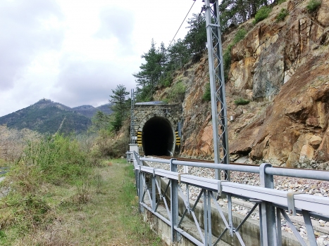 Prait Tunnel southern portal