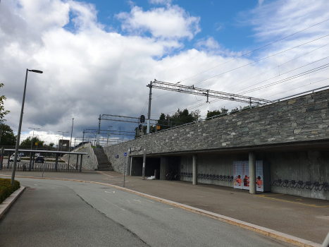 Bahnhof Høvik