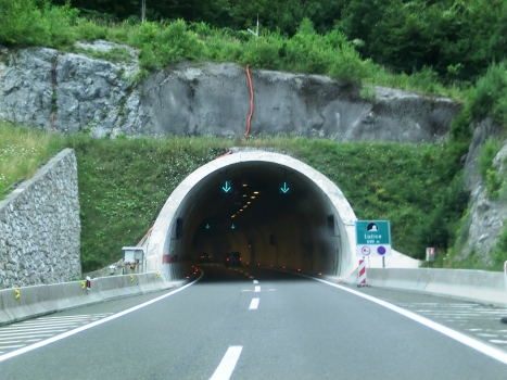 Lučice Tunnel eastern portal