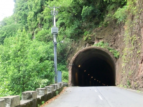 Moitadinhas Tunnel southern portal