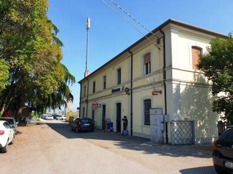 Istrana Station