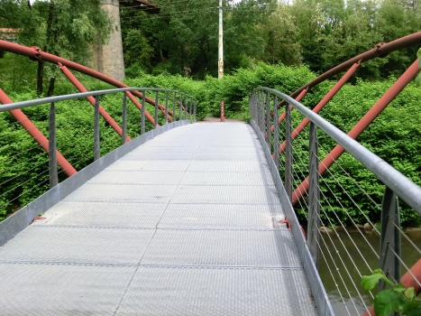 Geh- und Radwegbrücke über den Lambro