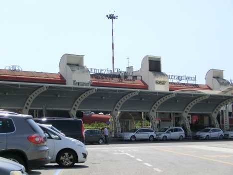 Flughafen Lamezia Terme