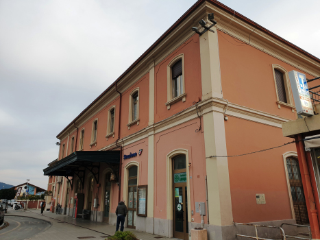 Gare de Lavagna