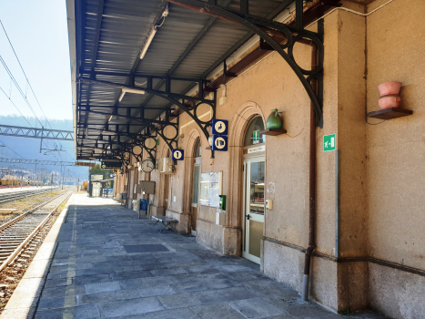 Laveno-Mombello Station