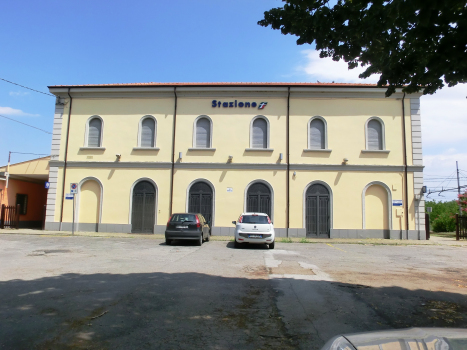 Bahnhof Lavezzola