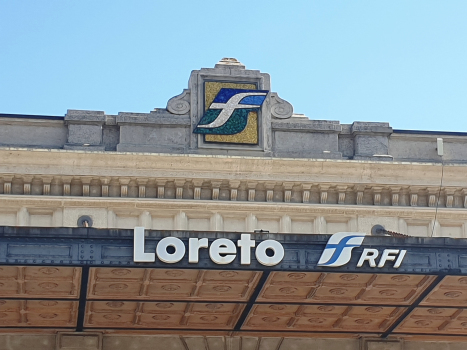 Bahnhof Loreto