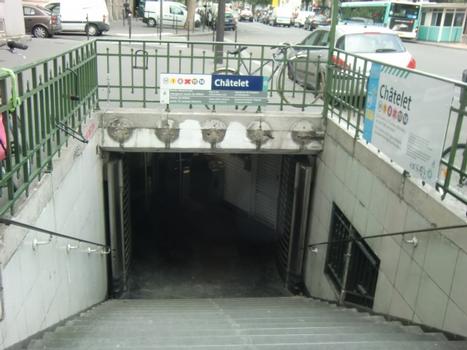 Châtelet Metro Station, access