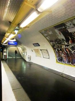 Station de métro Alésia