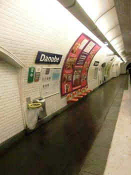 Station de métro Danube