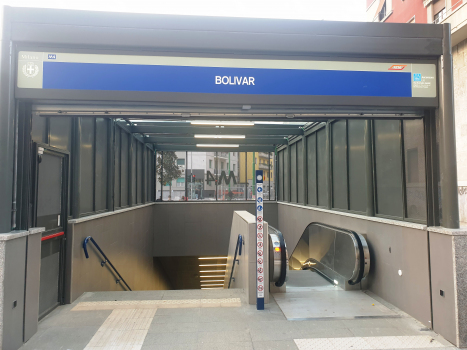 Bolivar Metro Station