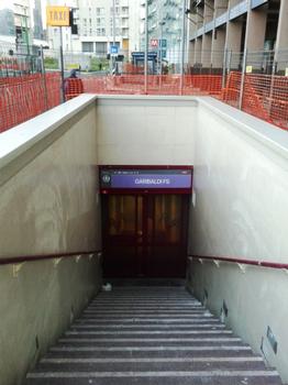 Garibaldi FS M5 Metro Station - access