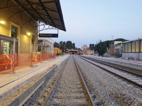 Macerata Station and Cincinelli Tunnel western portal