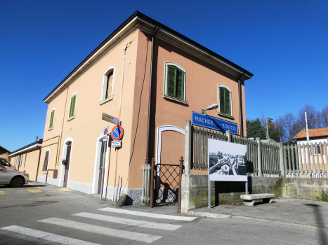 Bahnhof Macherio-Sovico