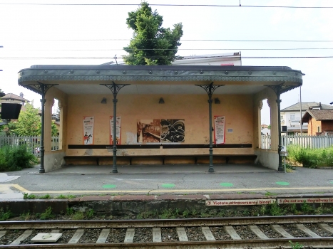 Gare de Magenta