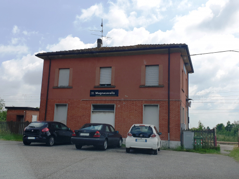 Bahnhof Magnacavallo