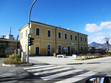 Bahnhof Merone