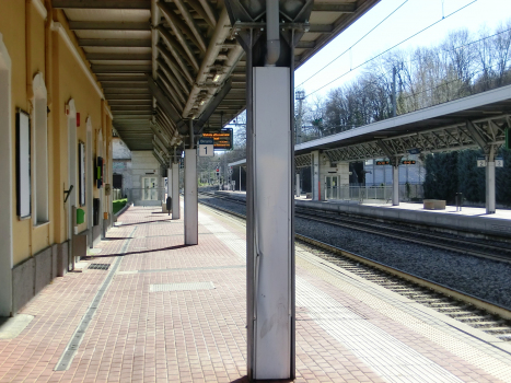 Gare de Merone