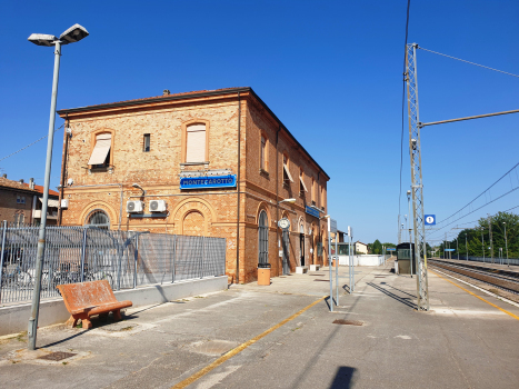 Gare de Montecarotto-Castelbellino