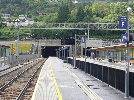 Bahnhof Arna