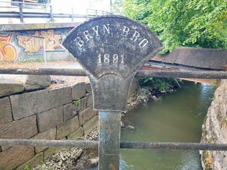 Pont de la gare de Bryn