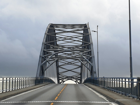 Karmsundbrücke