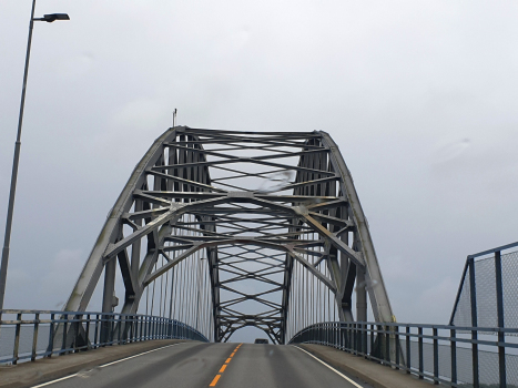 Karmsundbrücke