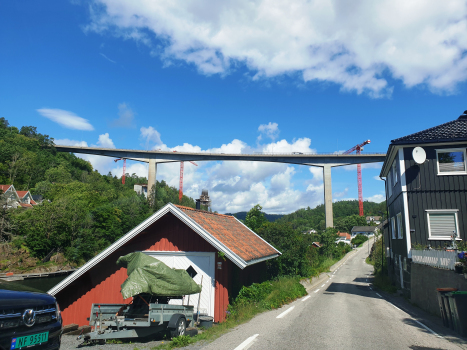 Eastern Langangsfjord Bridge