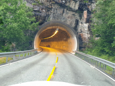 Petit tunnel d'Eikefet