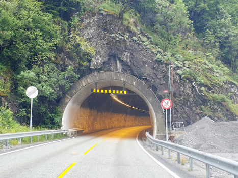 Petit tunnel d'Eikefet
