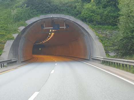 Opera-Tunnel