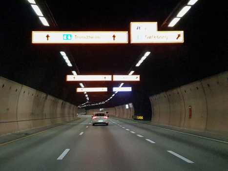 Opera Tunnel