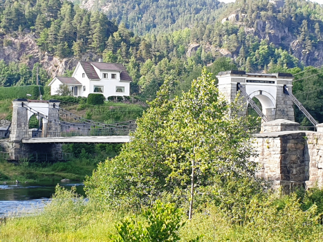 Bakke-Brücke