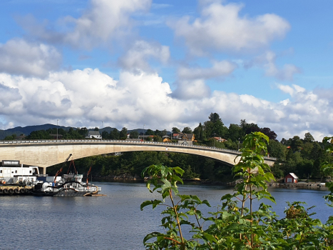 Lepsøysundbrücke