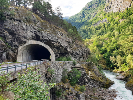 Seltun-Tunnel