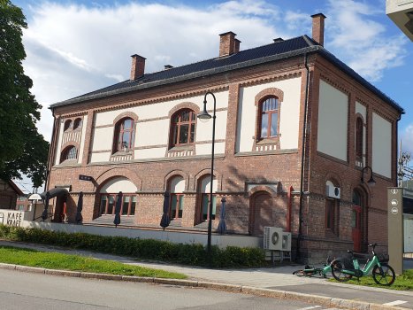 Bahnhof Mjøndalen