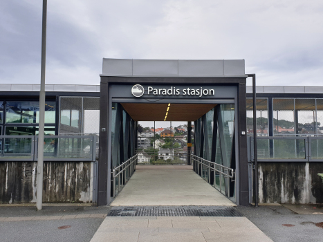 Bahnhof Paradis