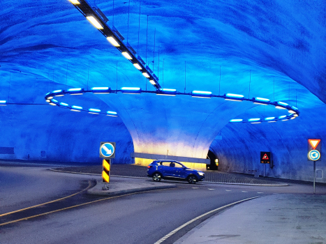 Bu Tunnel - Rv7/Rv13 roundabout
