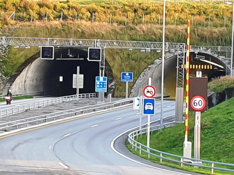 Hundvaag Tunnel western portals